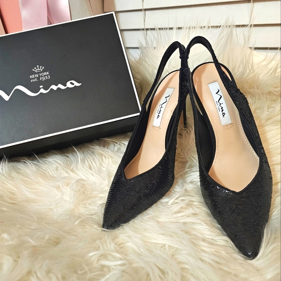 Heels - Picture 3 of 3